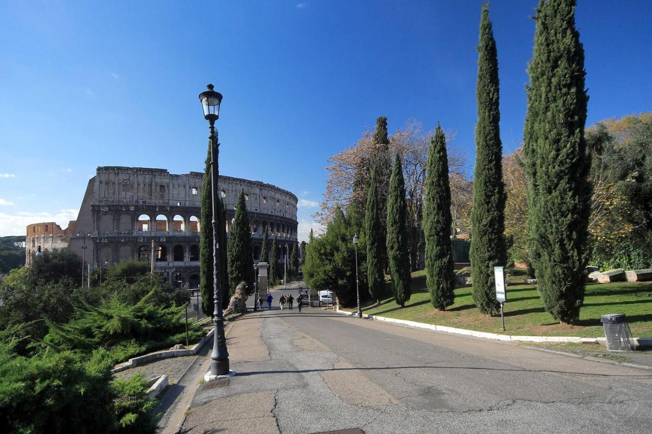Roman Holiday Colosseo Luaran gambar