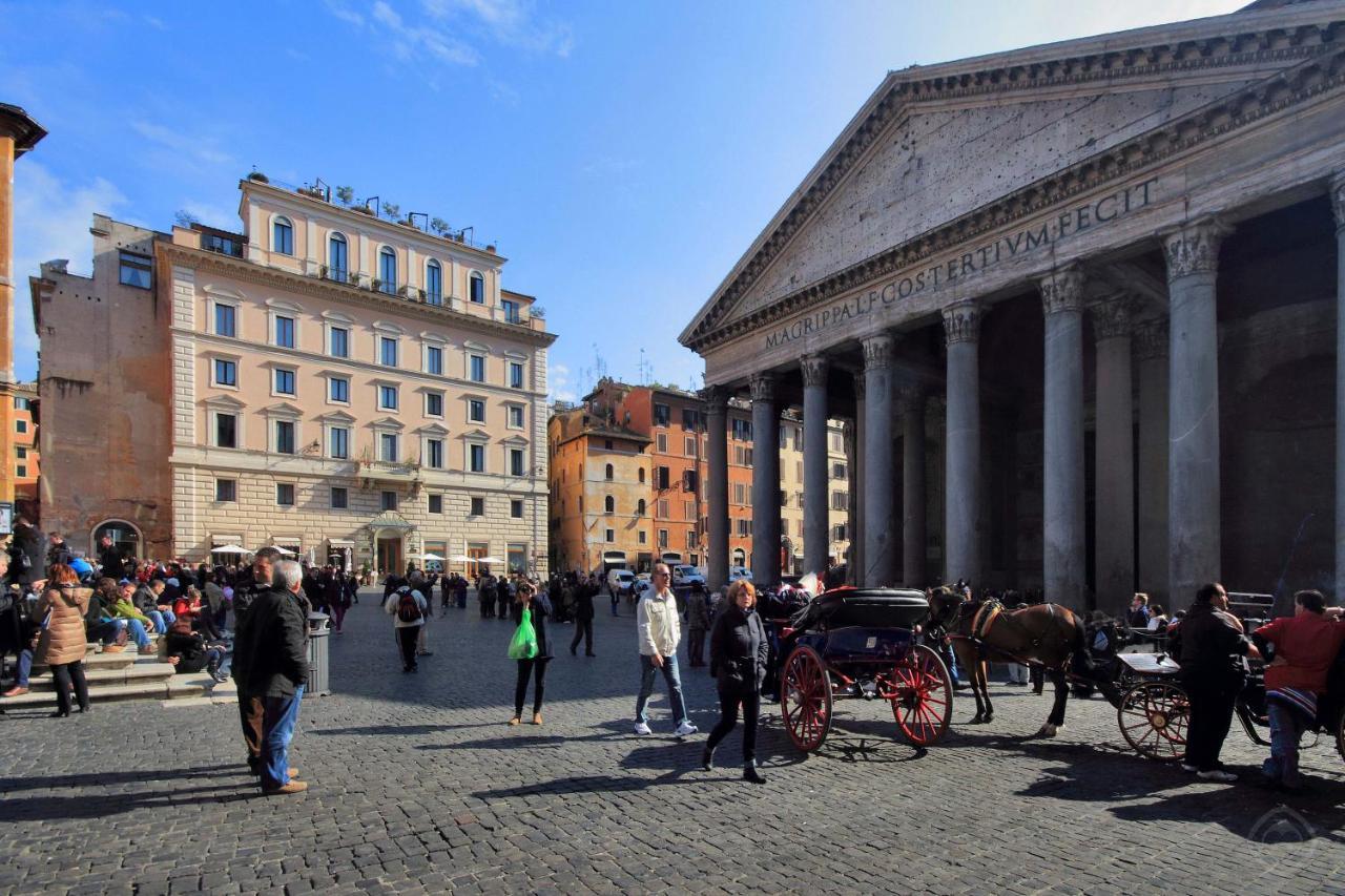 Roman Holiday Colosseo Luaran gambar